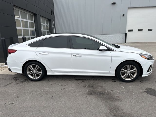 2018 Hyundai Sonata Limited photo 2