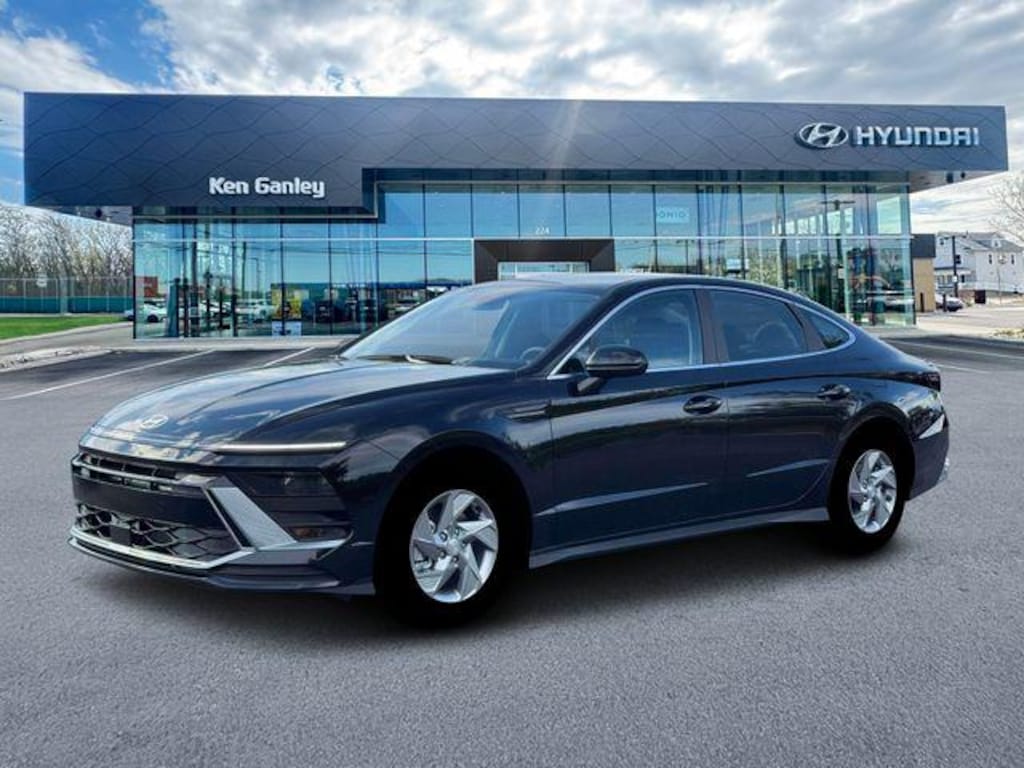New 2026 Hyundai Sonata SE Sedan