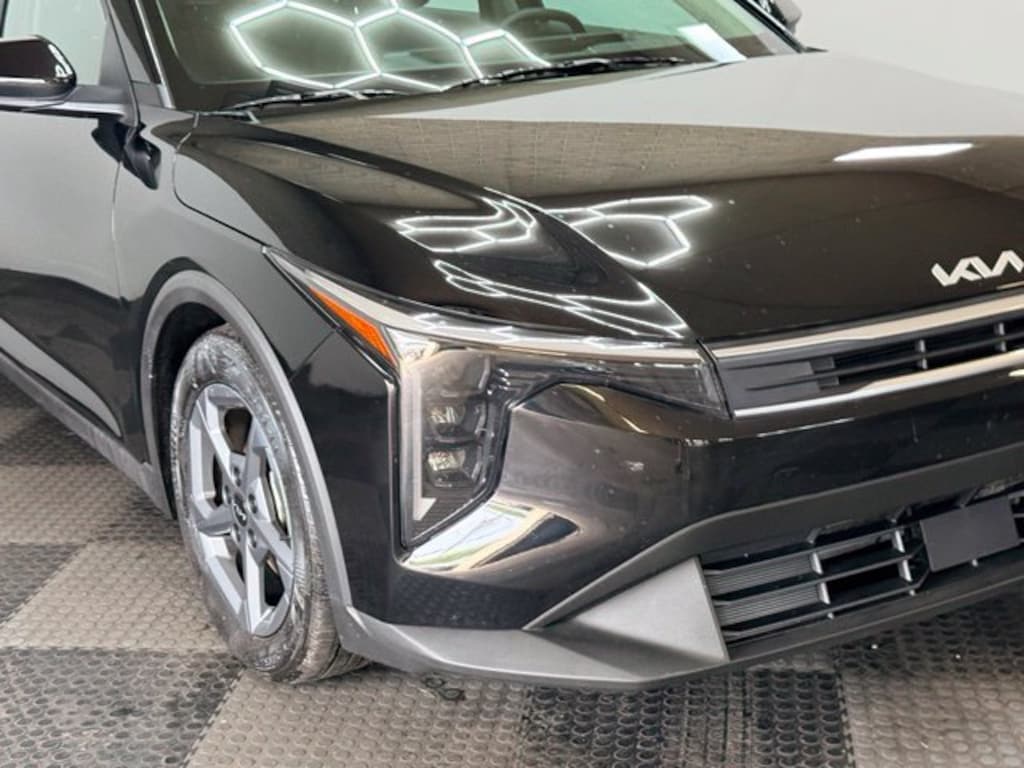 Used 2025 Kia K4 LXS Sedan
