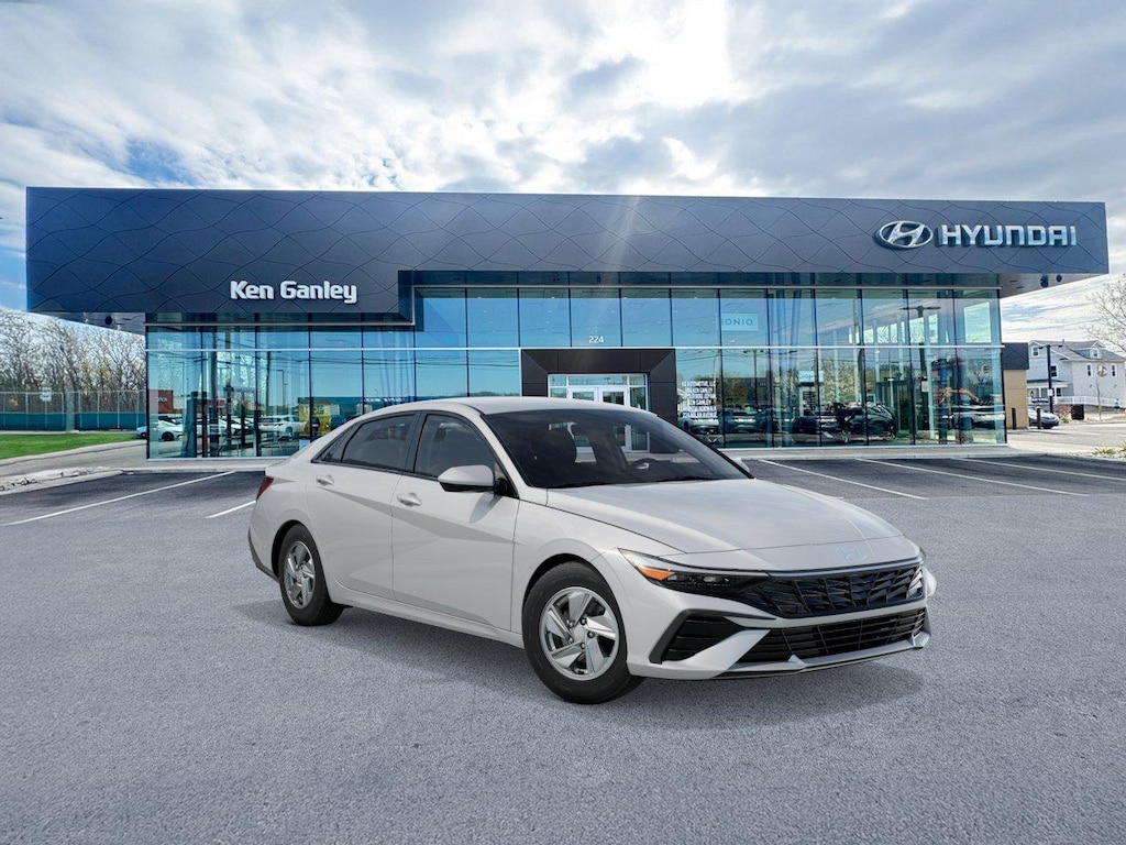 New 2026 Hyundai Elantra SE Sedan