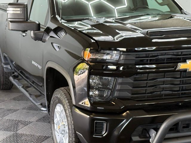 2024 Chevrolet Silverado 2500HD Work Truck photo 2