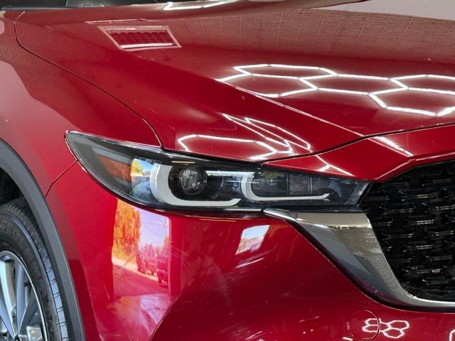 2022 Mazda CX-5 2.5 S Preferred photo 2