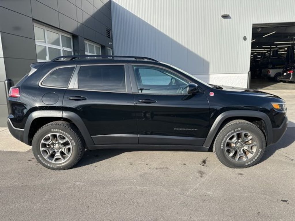 Certified 2022 Jeep Cherokee Trailhawk SUV