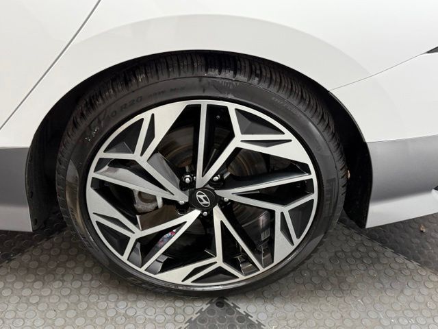 2024 Hyundai IONIQ 6 SEL - Photo 17