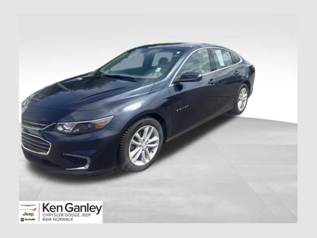 Used 2017 Chevrolet Malibu LT w/1LT Sedan