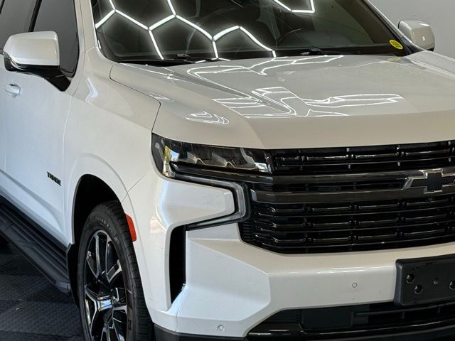 2022 Chevrolet Tahoe RST photo 2