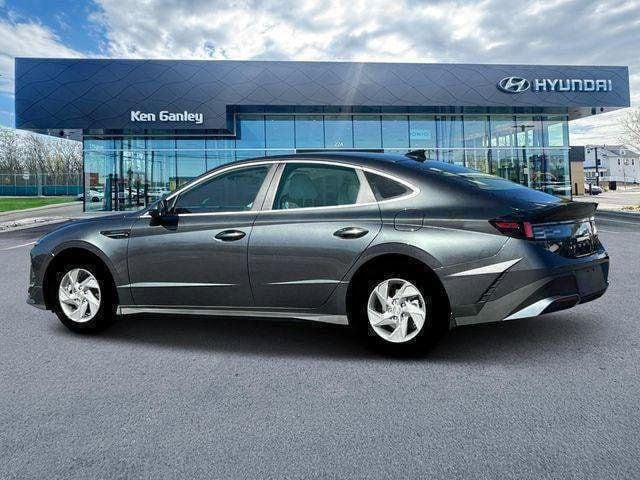 2025 Hyundai Sonata SE - Photo 6