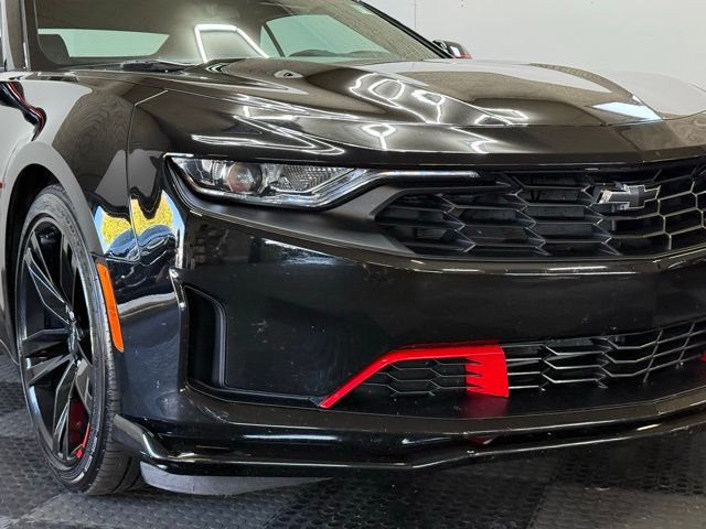2023 Chevrolet Camaro 2LT photo 2