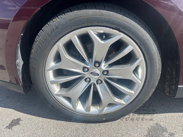 Used 2019 Ford Taurus Limited with VIN 1FAHP2F82KG109308 for sale in Norwalk, OH