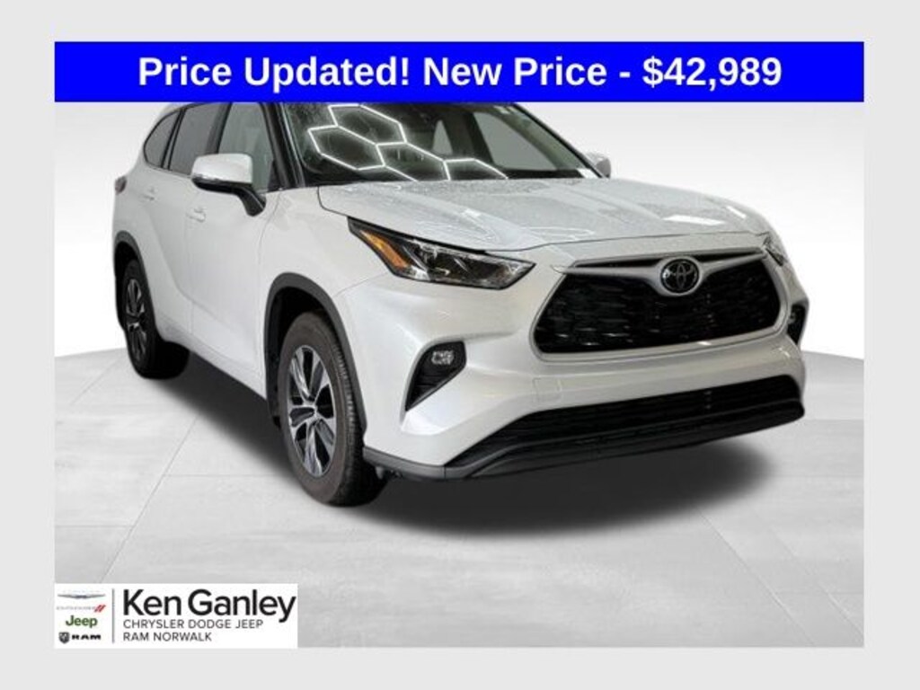 Used 2025 Toyota Highlander SUV