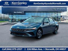 2025 Hyundai Elantra Limited Sedan