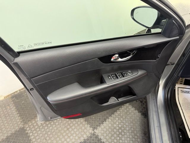 2023 Kia Forte GT - Photo 15