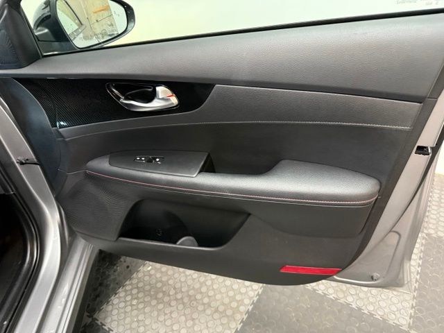 2023 Kia Forte GT - Photo 35