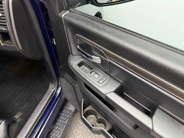 2016 RAM Ram 1500 Pickup Sport - Photo 37