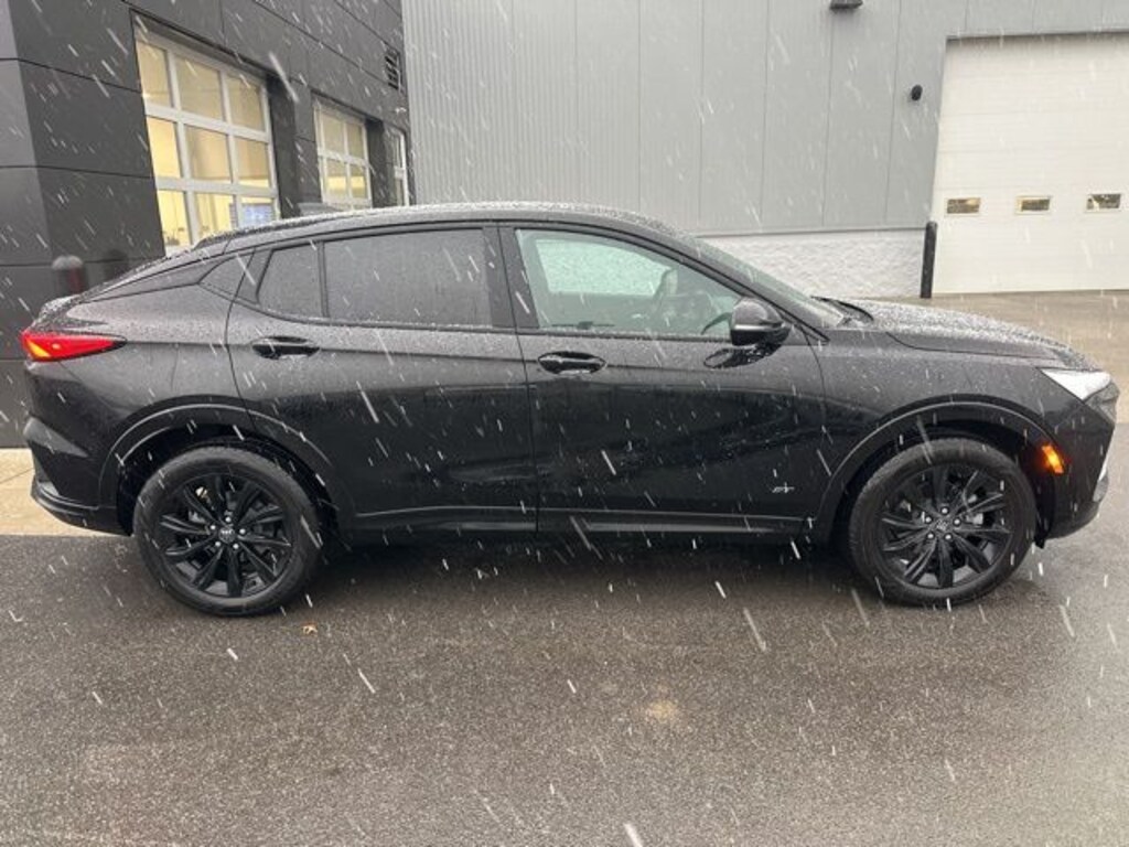 Used 2025 Buick Envista Sport Touring SUV