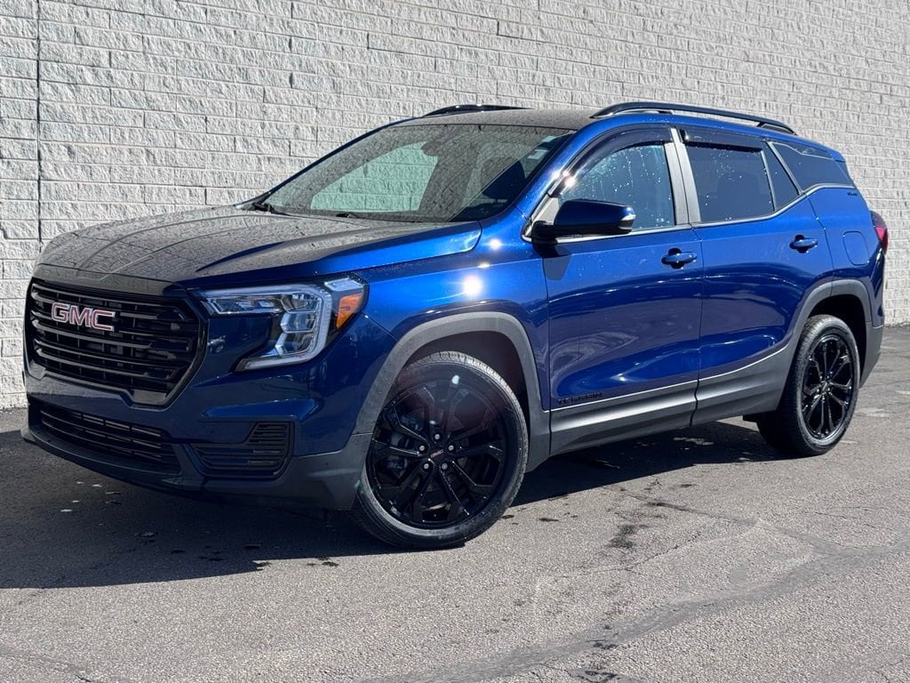Used 2022 GMC Terrain SLE SUV