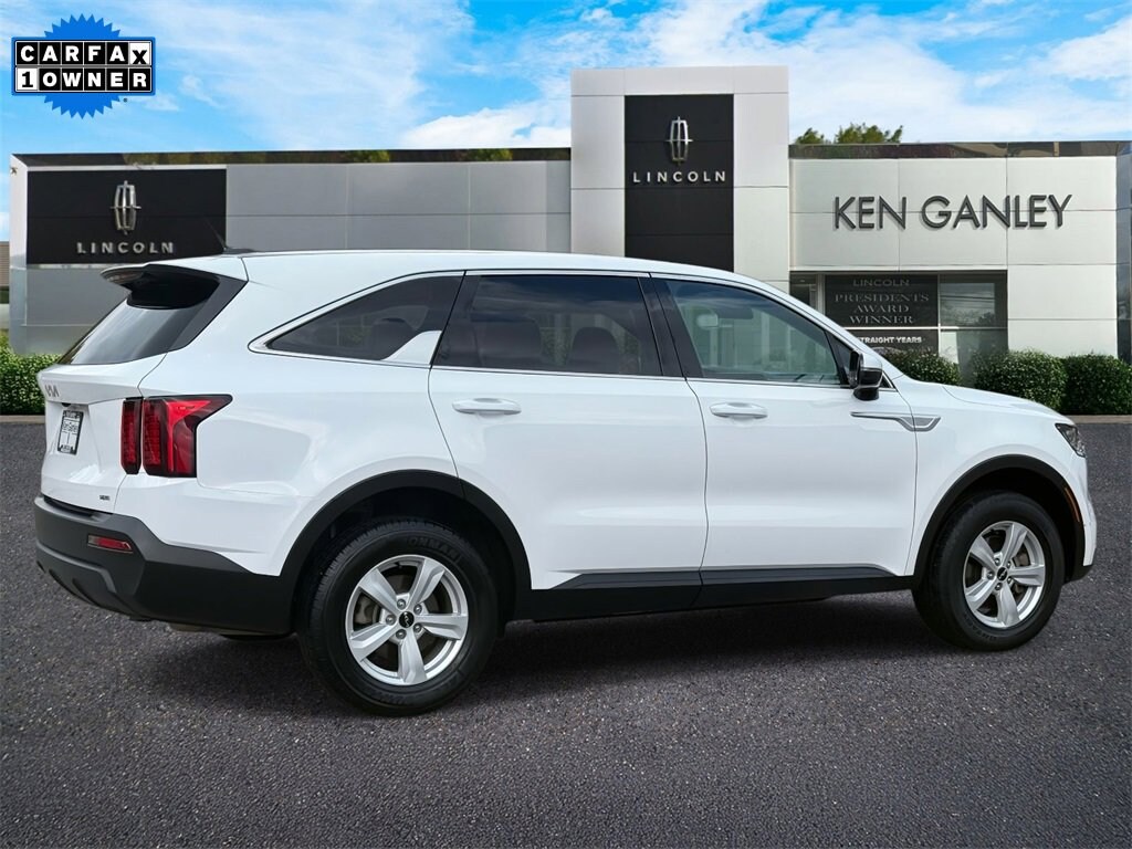 Used 2023 Kia Sorento LX SUV