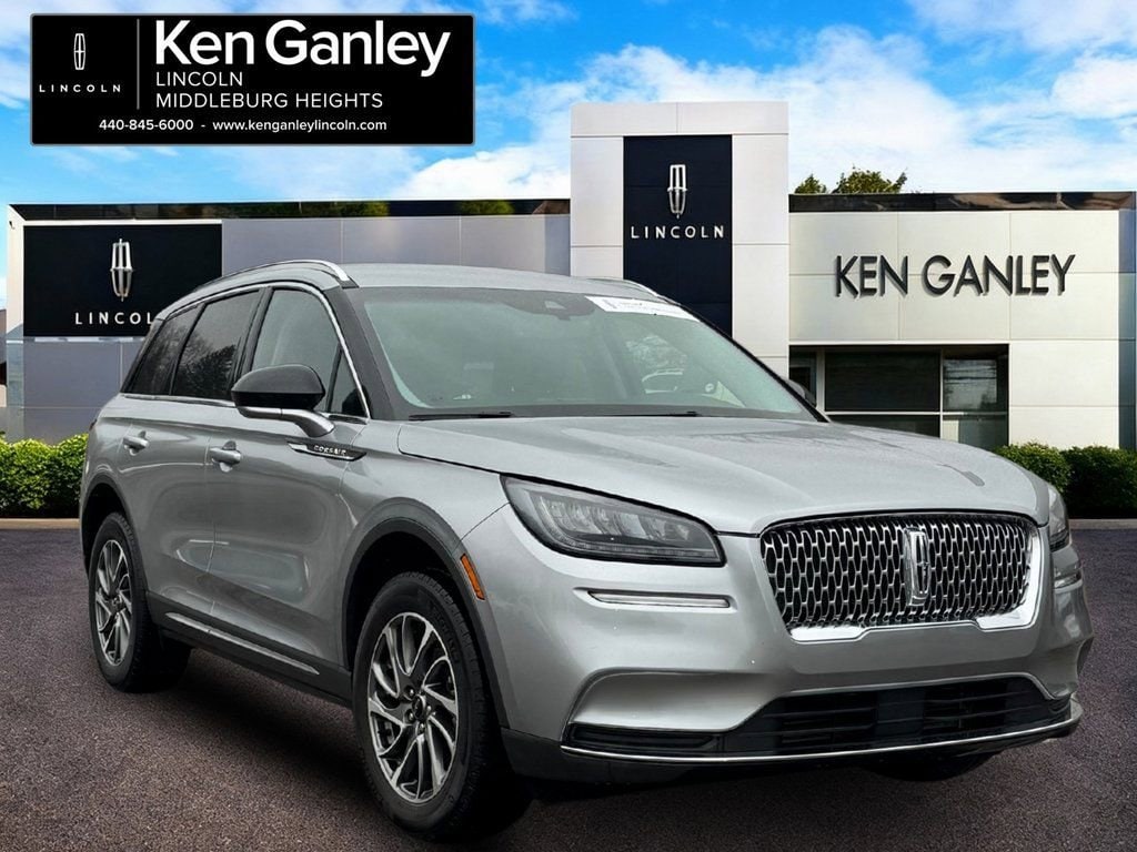 2022 Lincoln Corsair Base