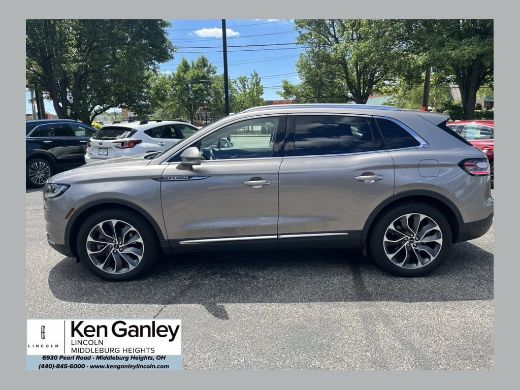 2021 Lincoln Nautilus Reserve AWD's photo