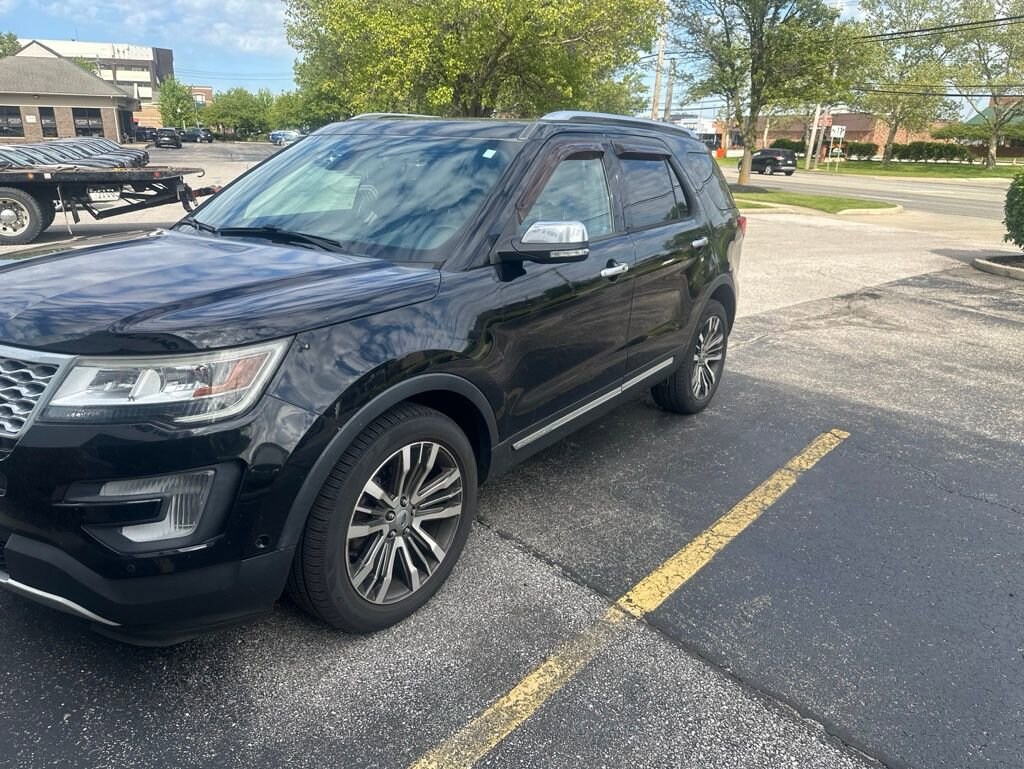Used 2017 Ford Explorer Platinum SUV