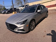 Used 2023 Hyundai Sonata SEL Sedan  for sale near Cleveland, OH