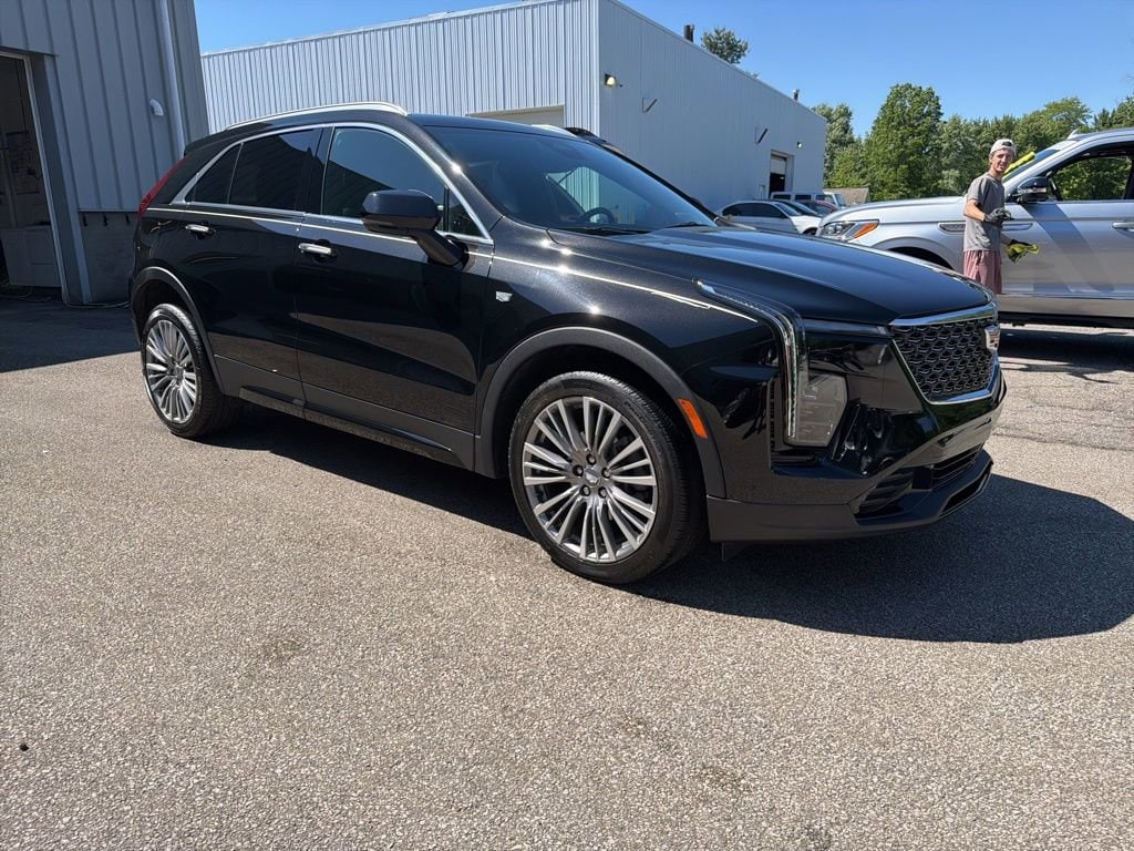 2024 Cadillac XT4 Premium Luxury AWD's photo