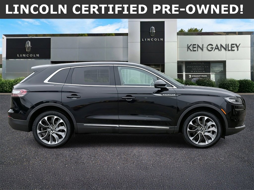 2LMPJ8KP8PBL15206
