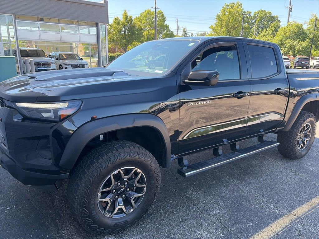 2024 Chevrolet Colorado 4WD ZR2 Crew Cab Short Box's photo