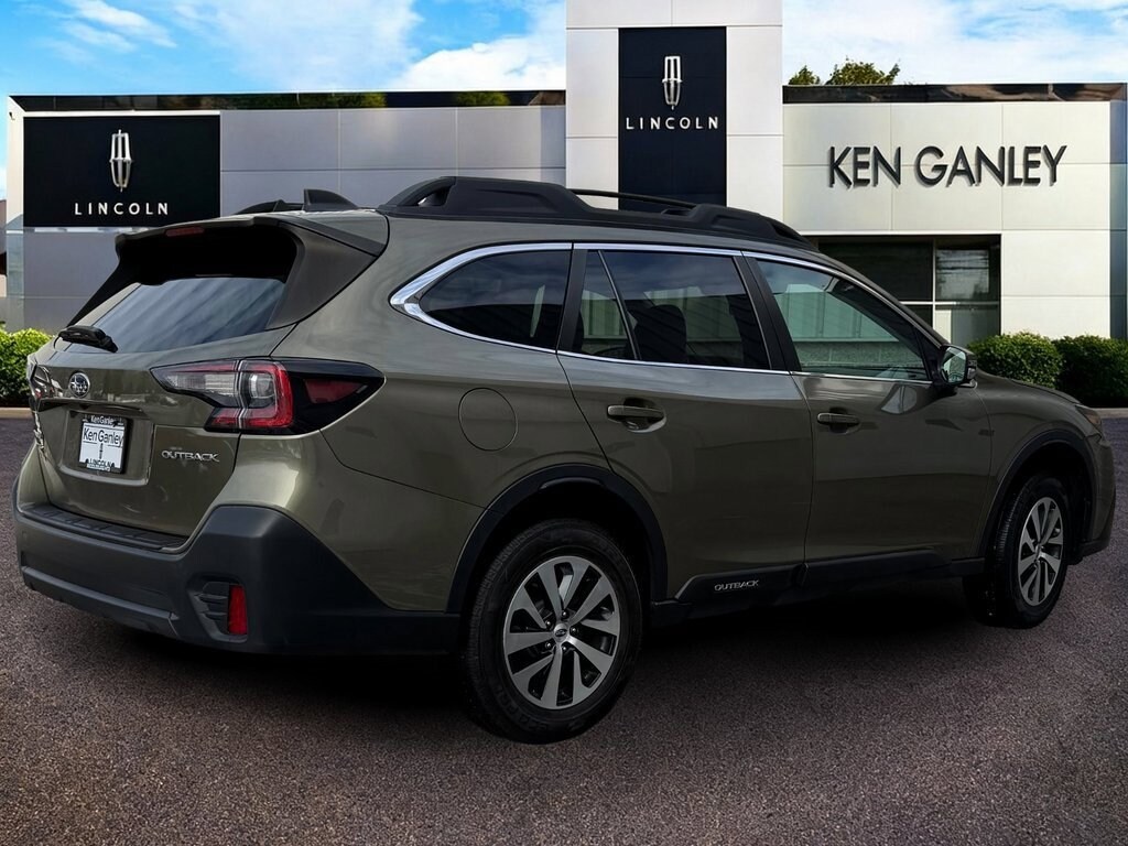 Used 2022 Subaru Outback Premium SUV