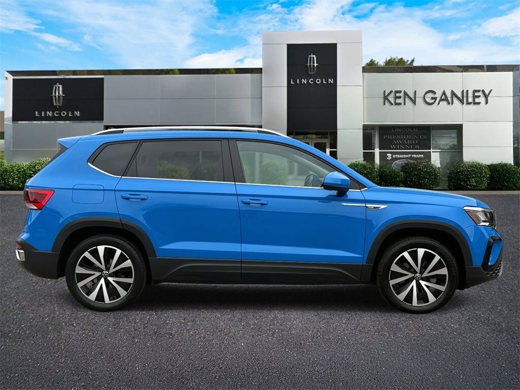 Used 2023 Volkswagen Taos SE SUV