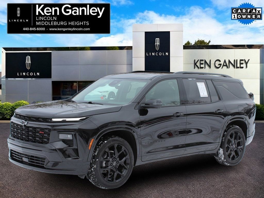 Used 2025 Chevrolet Traverse AWD RS SUV