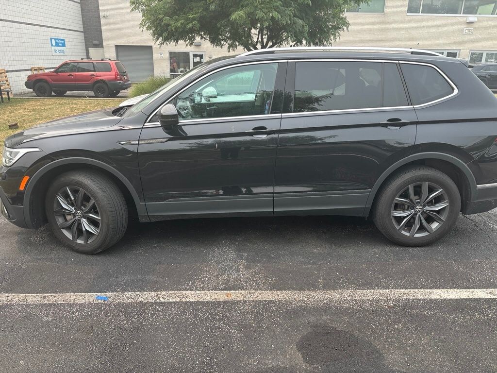 Used 2022 Volkswagen Tiguan 2.0T SE SUV