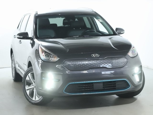 Used 2020 Kia Niro EX with VIN KNDCC3LG0L5063265 for sale in Bedford, OH