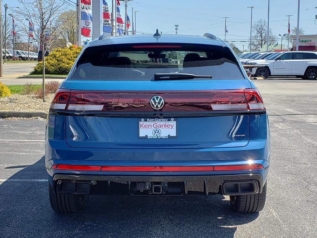New 2026 Volkswagen Atlas Cross Sport SEL R-Line Black SUV