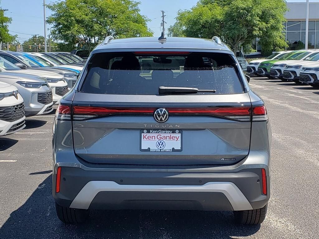New 2026 Volkswagen Tiguan S SUV