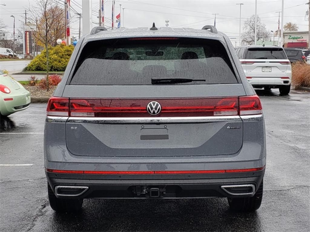 New 2026 Volkswagen Atlas 2.0T SE w/Technology SUV