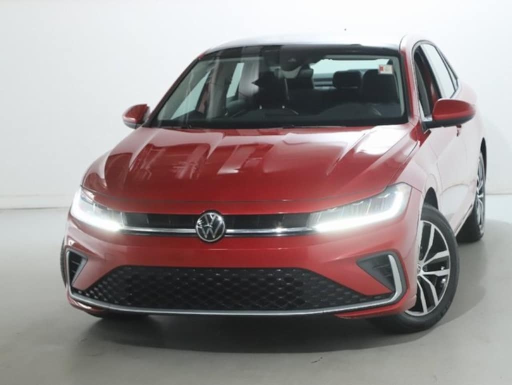 Certified 2025 Volkswagen Jetta 1.5T SE Sedan