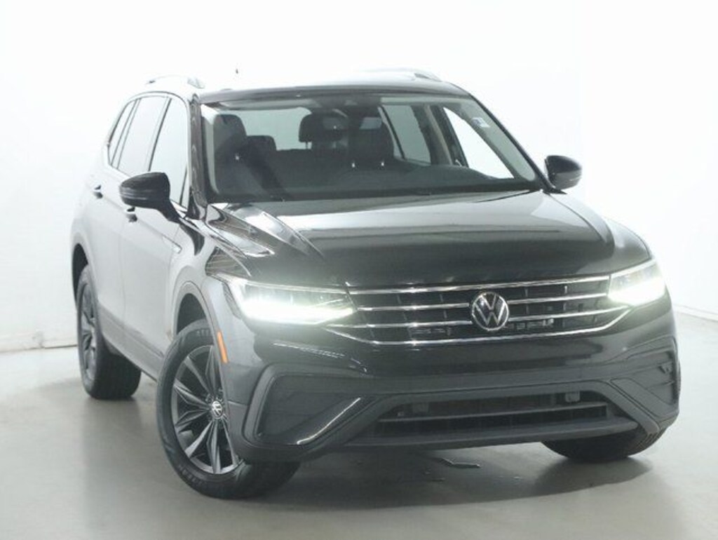 Used 2022 Volkswagen Tiguan 2.0T SE SUV