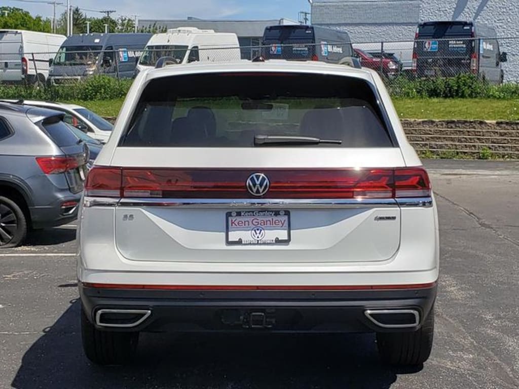 New 2026 Volkswagen Atlas 2.0T SE w/Technology SUV