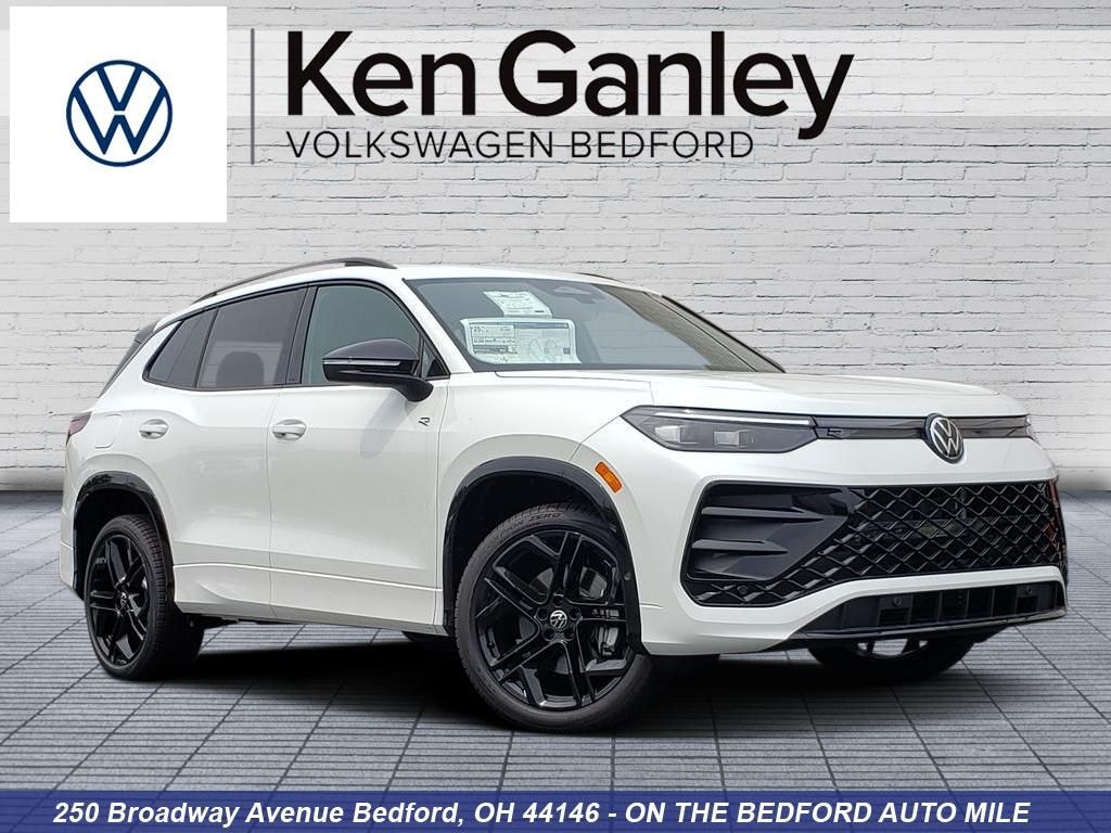New 2026 Volkswagen Tiguan SE R-Line Black SUV