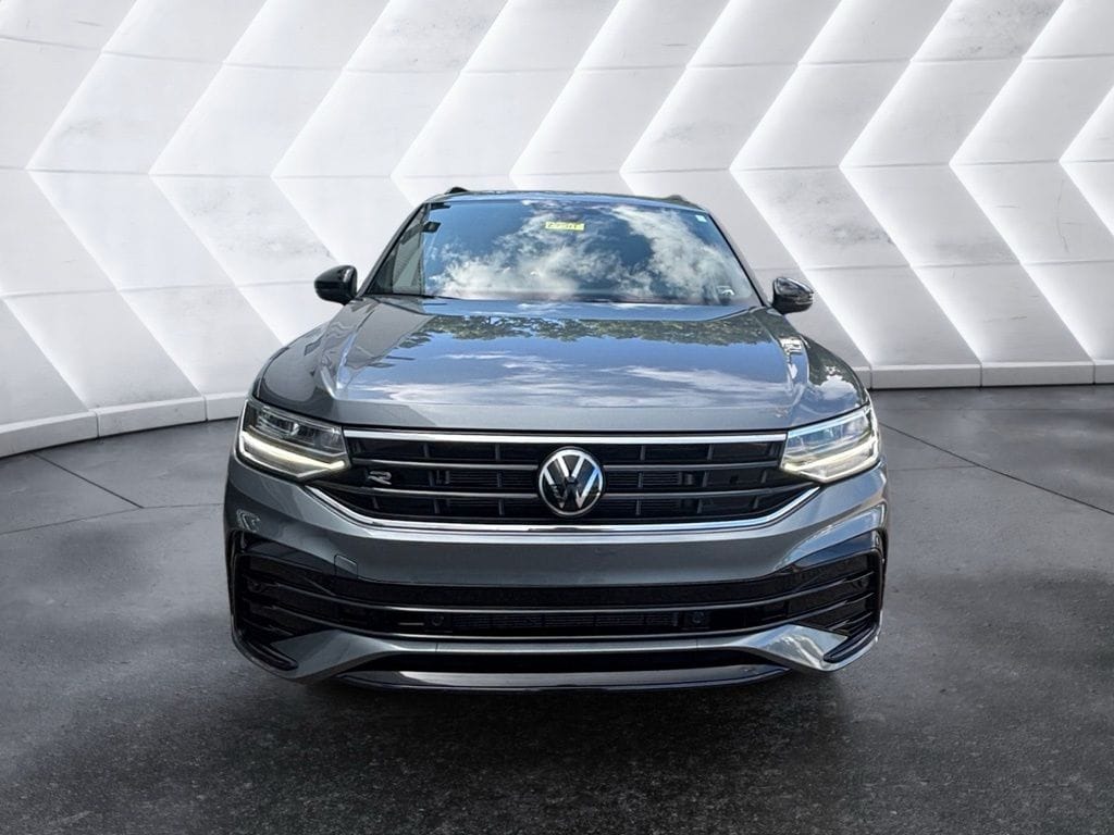Used 2024 Volkswagen Tiguan 2.0T SE R-Line Black SUV