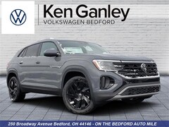 2026 Volkswagen Atlas Cross Sport 2.0T SE w/Technology SUV