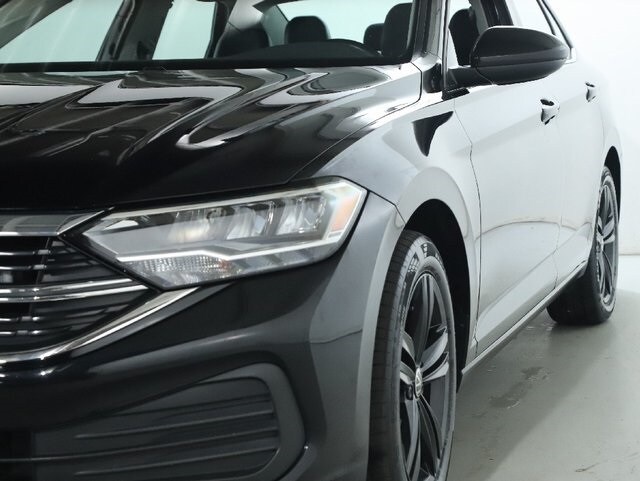 2023 Volkswagen Jetta 1.5T SE photo 4