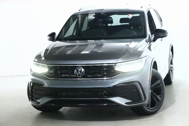 2023 Volkswagen Tiguan SE R-Line Black photo 3