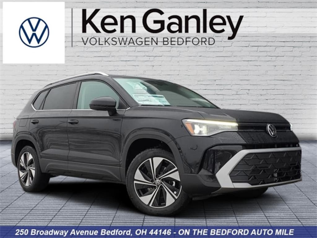 New 2026 Volkswagen Taos 1.5T SE SUV