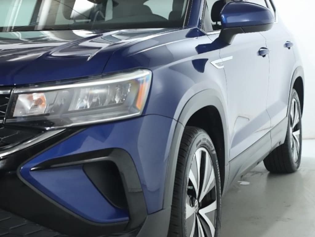 Used 2023 Volkswagen Taos 1.5T SE SUV