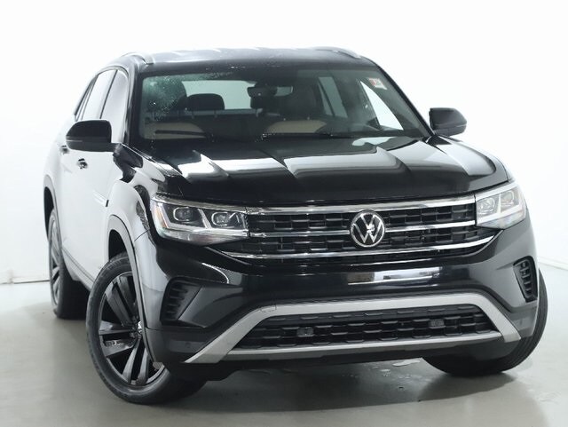 2021 Volkswagen Atlas Cross Sport SE Technology photo 2