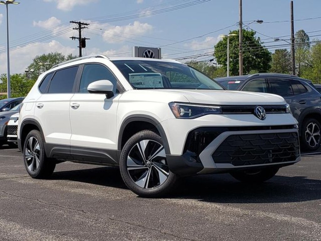 New 2026 Volkswagen Taos 1.5T SE SUV
