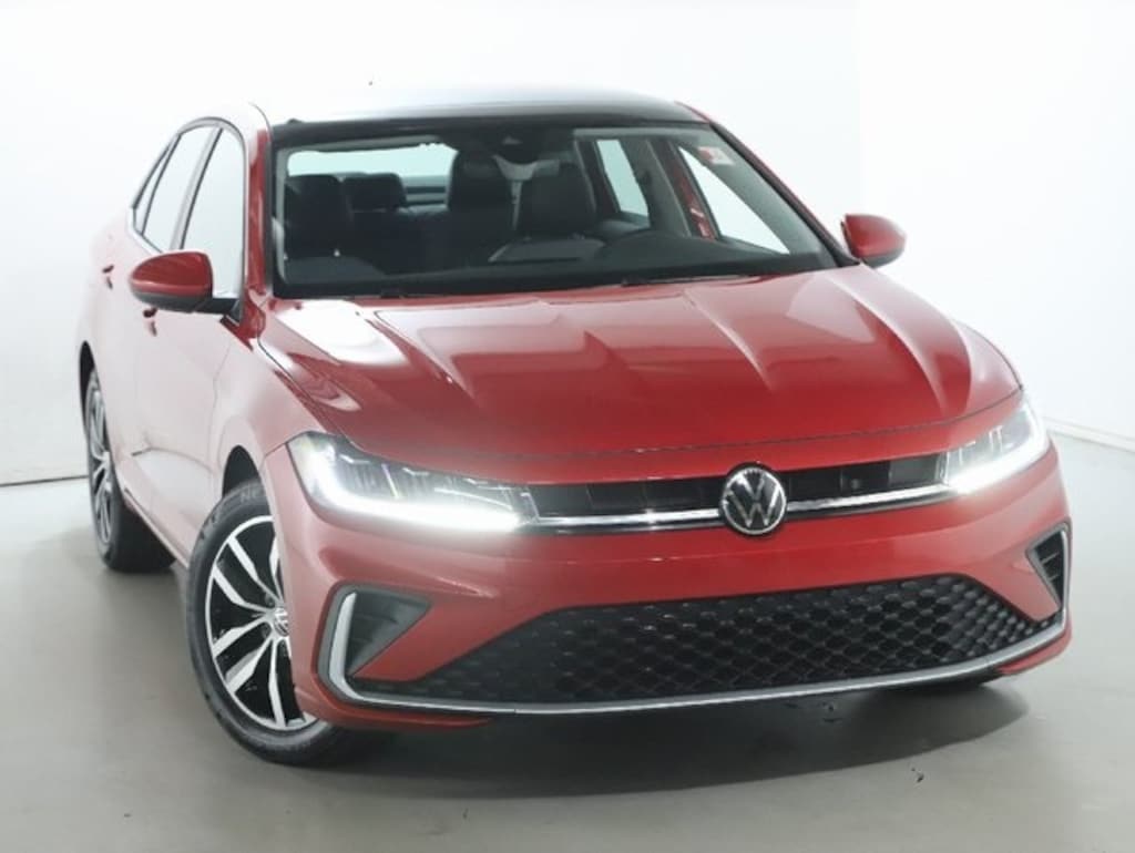 Certified 2025 Volkswagen Jetta 1.5T SE Sedan