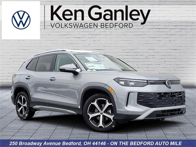 2026 Volkswagen Tiguan SE's photo